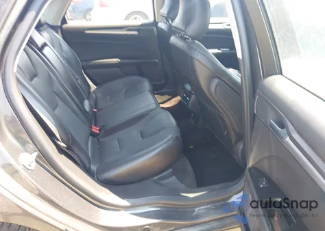 2015 Ford Fusion Energi Titanium from USA, damaged, VIN 3FA6P0SU1FR206433